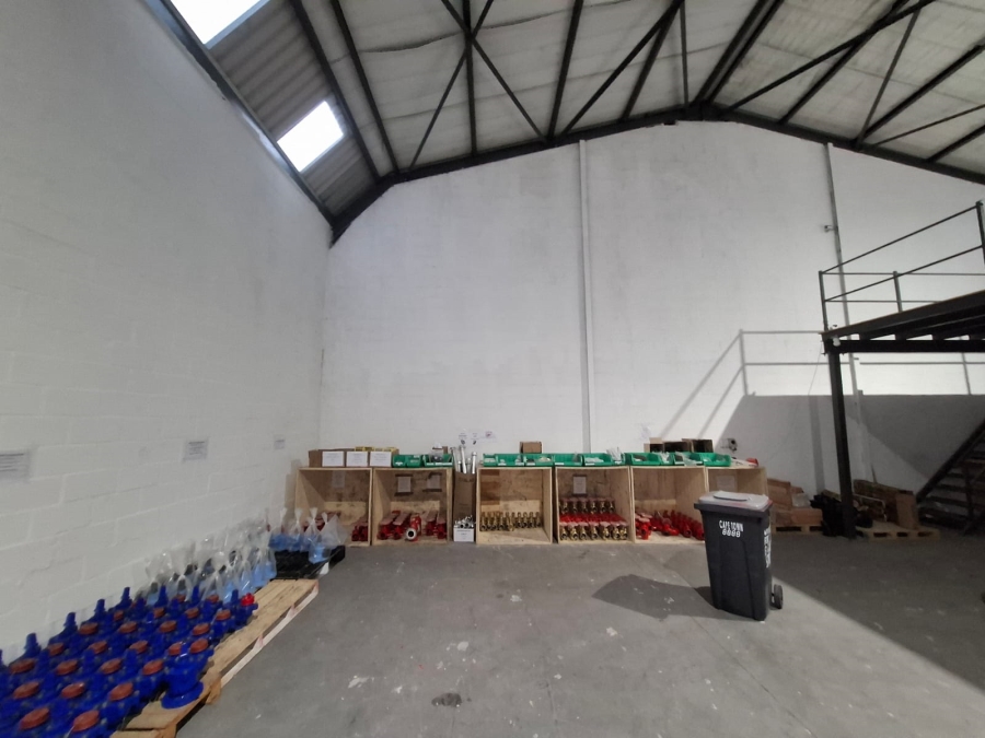 To Let Commercial Property for Rent in Brackenfell Central Western Cape